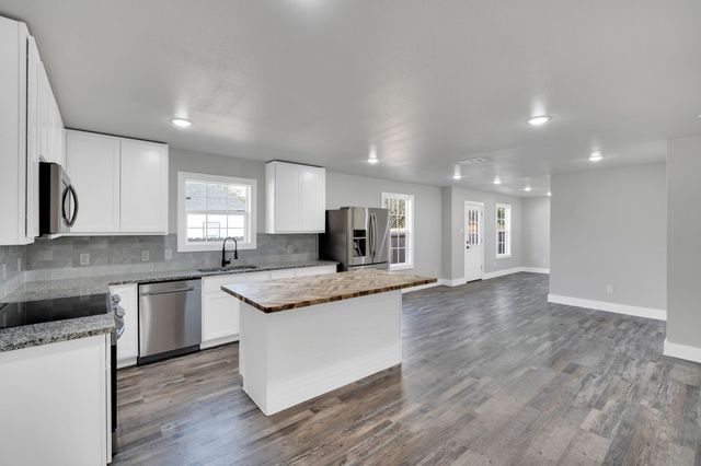 113 Frierson Street, Waxahachie, TX 75165