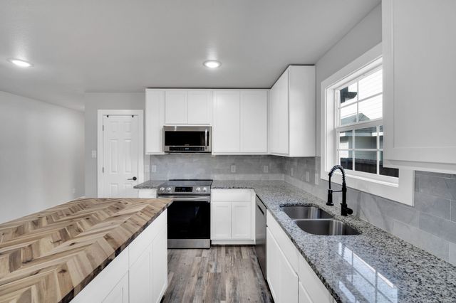 113 Frierson Street, Waxahachie, TX 75165