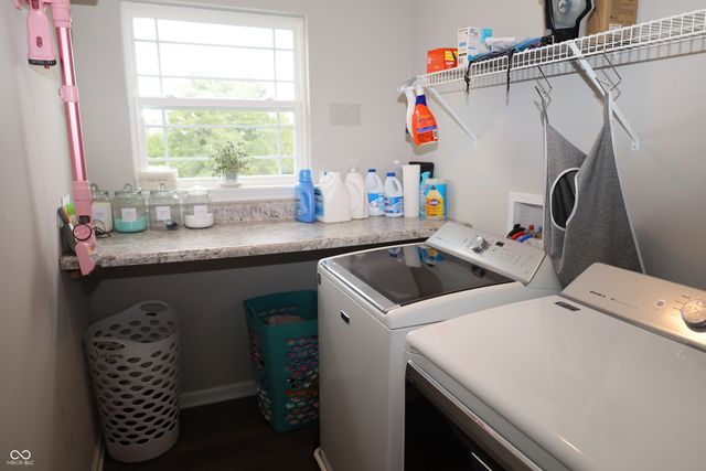13875 N Honey Creek Drive, Camby, IN 46113
