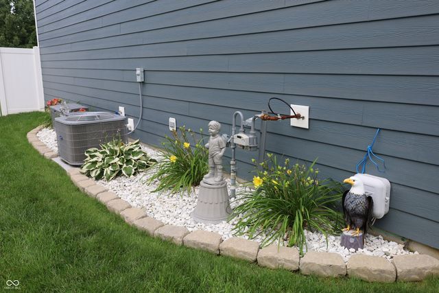 13875 N Honey Creek Drive, Camby, IN 46113