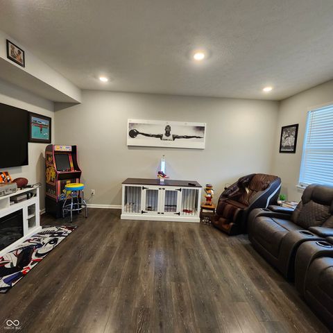 13875 N Honey Creek Drive, Camby, IN 46113