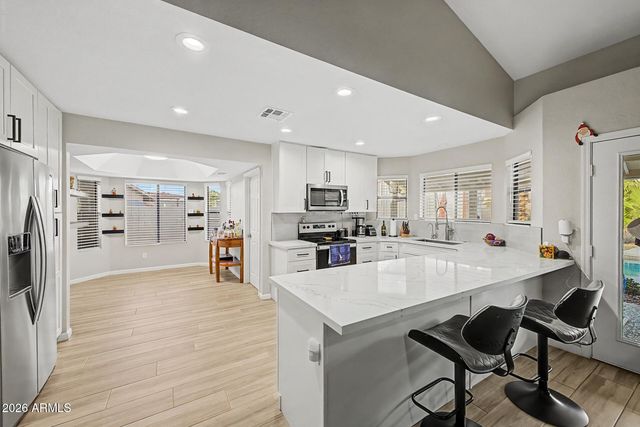 921 N SANDAL Circle, Mesa, AZ 85205