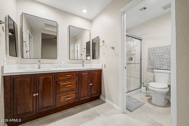 921 N SANDAL Circle, Mesa, AZ 85205