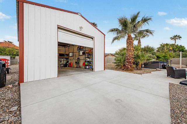 921 N SANDAL Circle, Mesa, AZ 85205