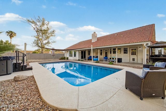 921 N SANDAL Circle, Mesa, AZ 85205
