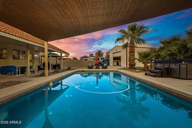 921 N SANDAL Circle, Mesa, AZ 85205