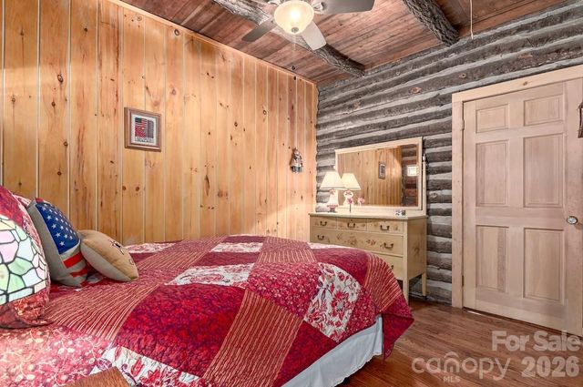 72 Chestnut Hill Road, Gerton, NC 28735