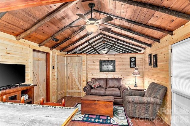 72 Chestnut Hill Road, Gerton, NC 28735