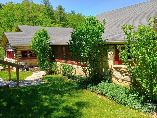 72 Chestnut Hill Road, Gerton, NC 28735