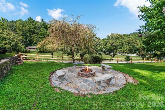 72 Chestnut Hill Road, Gerton, NC 28735