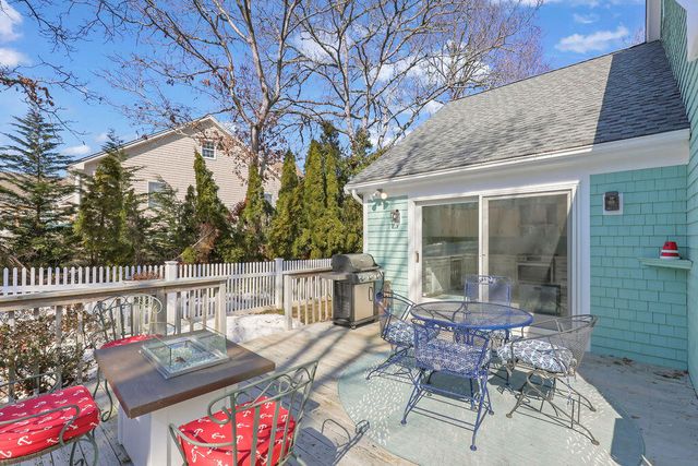 75 Polaris Drive, Mashpee, MA 02649