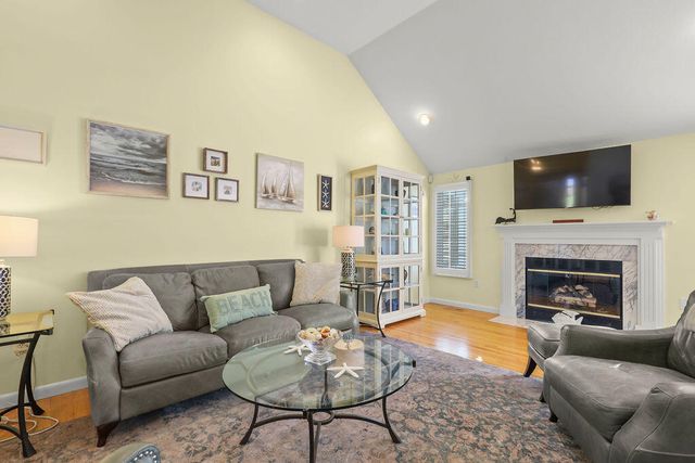 75 Polaris Drive, Mashpee, MA 02649