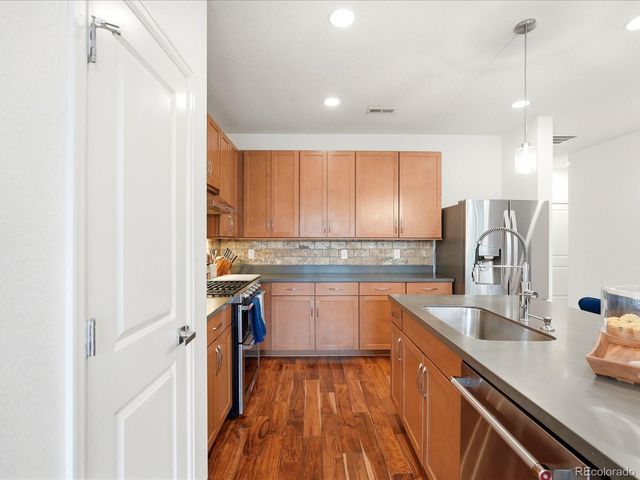 14941 W 70th Avenue, Arvada, CO 80007