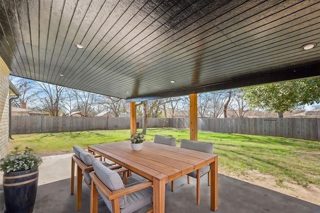 1512 W Mesa Park DR, Round Rock, TX 78664