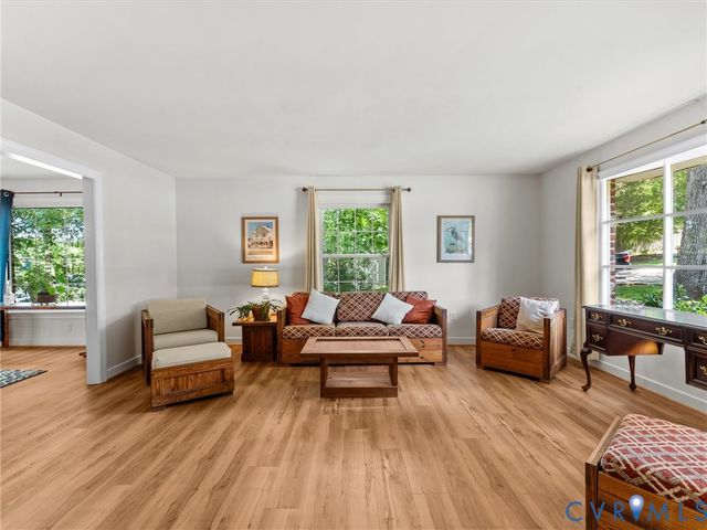2235 Lakeview Dr, Powhatan, VA 23139