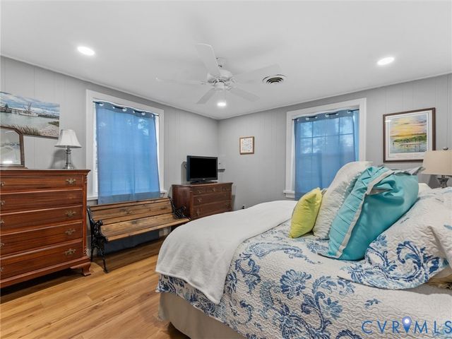 2235 Lakeview Dr, Powhatan, VA 23139