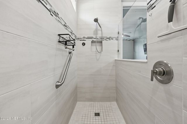 10826 TOWN VIEW Drive, Jacksonville, FL 32256