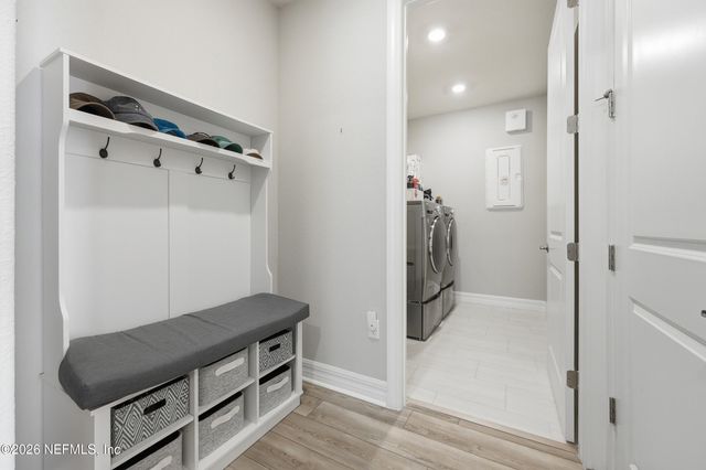 10826 TOWN VIEW Drive, Jacksonville, FL 32256