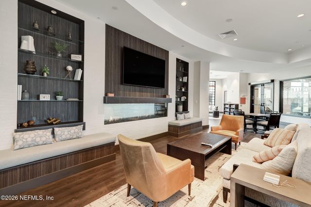 10826 TOWN VIEW Drive, Jacksonville, FL 32256