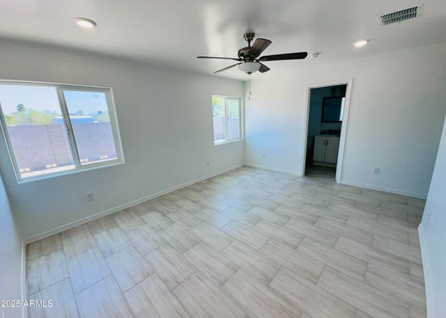 32007 N BUSH Street, Wittmann, AZ 85361