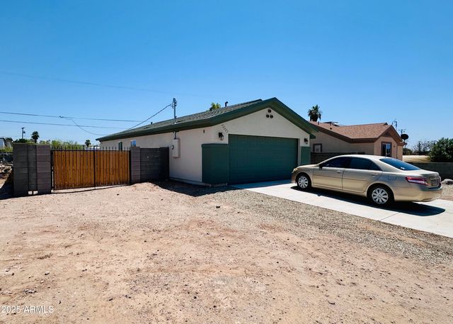 32007 N BUSH Street, Wittmann, AZ 85361