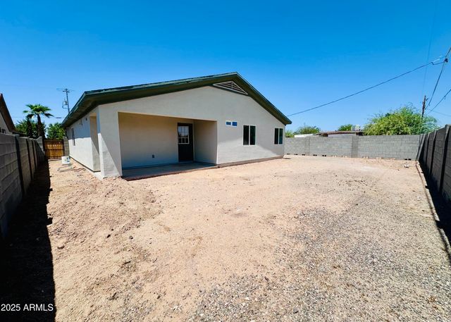 32007 N BUSH Street, Wittmann, AZ 85361