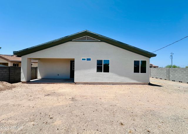 32007 N BUSH Street, Wittmann, AZ 85361