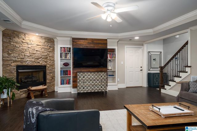 7204 N HIGHFIELD LANE, Hoover, AL 35242