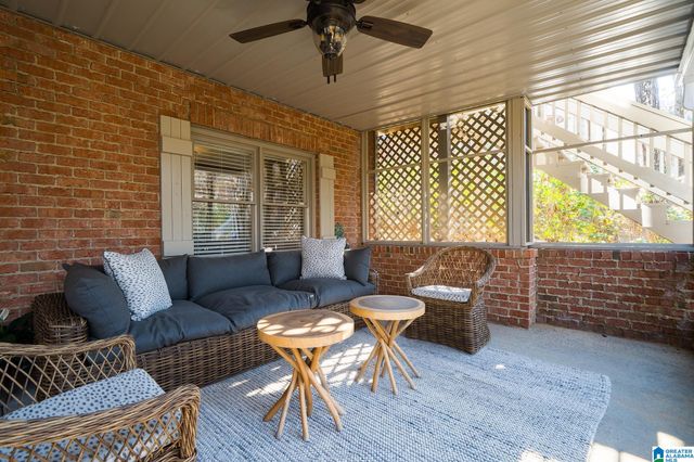 7204 N HIGHFIELD LANE, Hoover, AL 35242