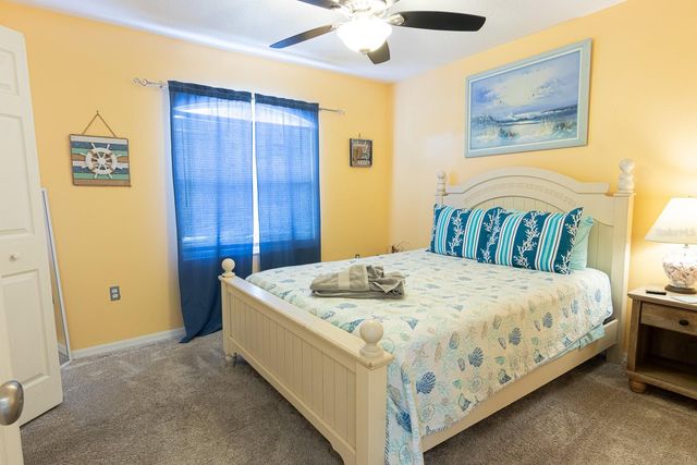 906 WEE BURN PLACE, Sarasota, FL 34243