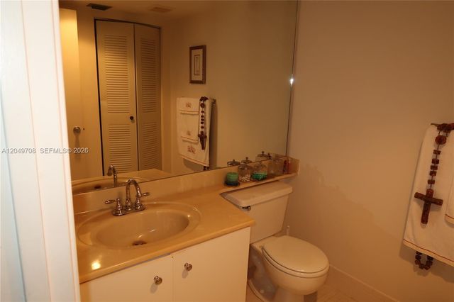 1401 SW 128th Terrace 211H, Pembroke Pines, FL 33027