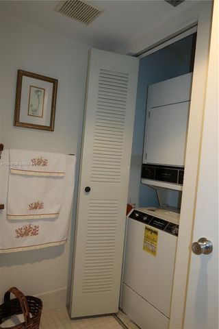 1401 SW 128th Terrace 211H, Pembroke Pines, FL 33027