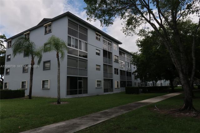 1401 SW 128th Terrace 211H, Pembroke Pines, FL 33027