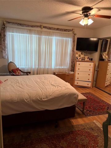 1401 SW 128th Terrace 211H, Pembroke Pines, FL 33027