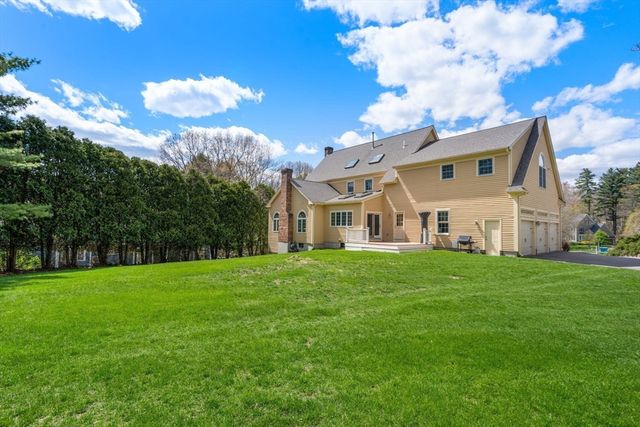 41 York Rd, Wayland, MA 01778