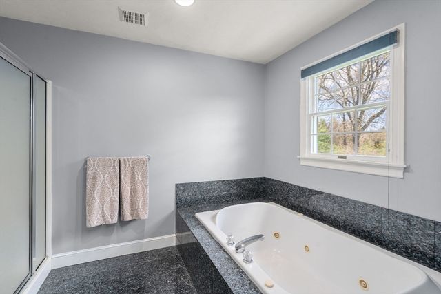 41 York Rd, Wayland, MA 01778