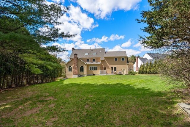 41 York Rd, Wayland, MA 01778