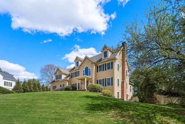 41 York Rd, Wayland, MA 01778
