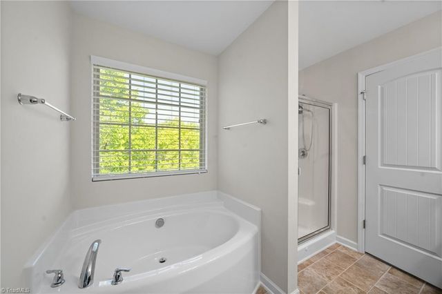 1646 Havenbrook Court, Clemmons, NC 27012