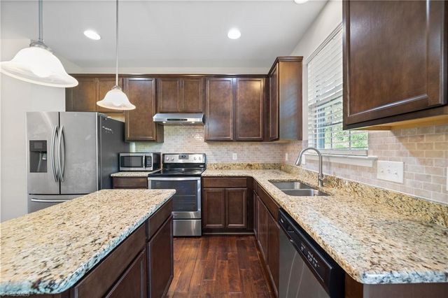 1646 Havenbrook Court, Clemmons, NC 27012