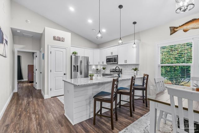 4336 Melton Rd, Milton, FL 32583