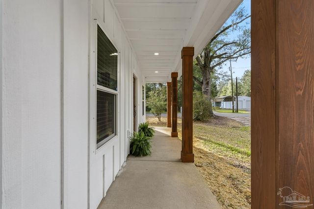 4336 Melton Rd, Milton, FL 32583