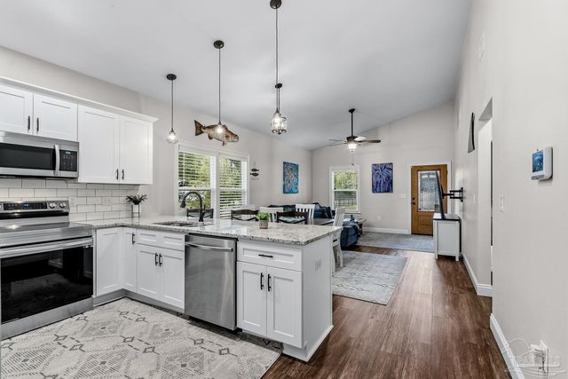 4336 Melton Rd, Milton, FL 32583