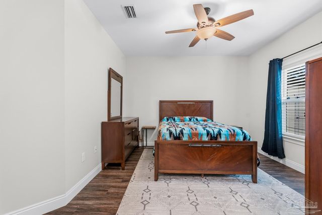 4336 Melton Rd, Milton, FL 32583