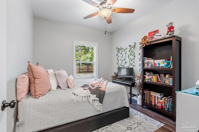 4336 Melton Rd, Milton, FL 32583