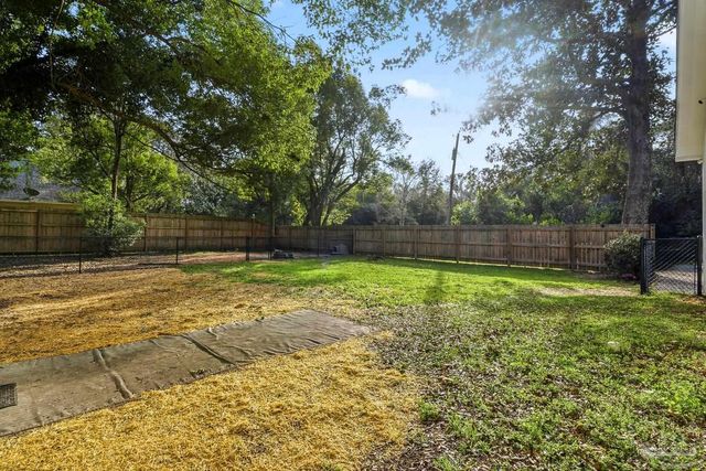 4336 Melton Rd, Milton, FL 32583