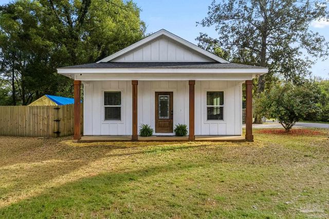 4336 Melton Rd, Milton, FL 32583