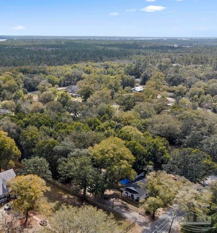 4336 Melton Rd, Milton, FL 32583