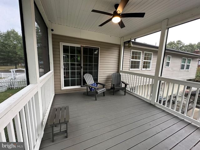 8705 LOUGHRAN RD, Fort Washington, MD 20744