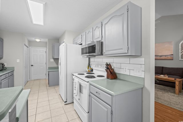 9607 Kings Grant Dr., Murrells Inlet, SC 29576